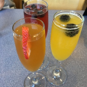 Gluten free brunch cocktails from Elm Street Diner