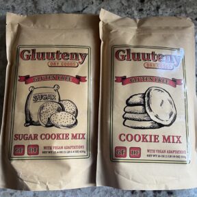 Gluten-free sugar cookie mix and cookie mix from Gluuteny