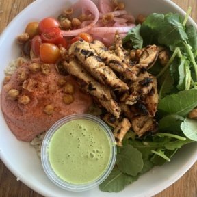 Gluten-free salad with chicken from Bareburger