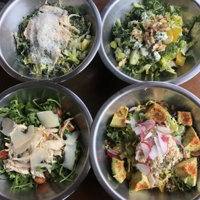 Gluten-free salads at Comoncy