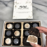 Gluten-free cake truffles by Mini Melanie