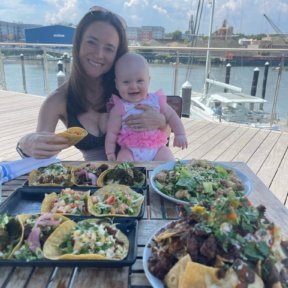 Jackie and Chloe eating at Mexicue