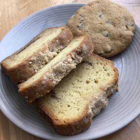 Gluten-free coffee cake and cookie from Kreation