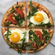 Cauliflower Cheese Pizza with tomatoes