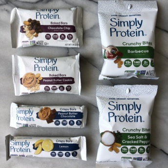 Gluten-free bars and crunchy bites by SimplyProtein