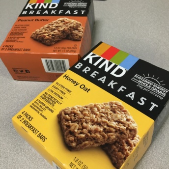 Gluten-free breakfast bars by KIND