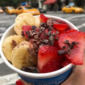 Gluten-free acai bowl from Liquiteria