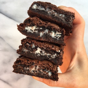 Gluten-free "Oreo" stuffed brownies