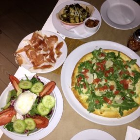 Gluten-free pizza and appetizers from Ribalta