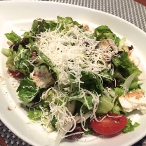 Gluten-free salad with cheese from Terra