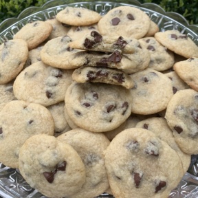 Delicious gluten-free Chocolate Chip Cookies