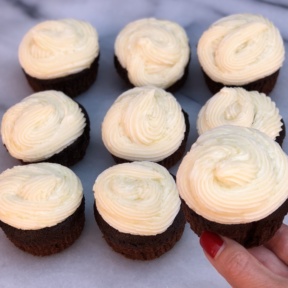 Gluten-free Chocolate Cupcakes with Buttercream Frosting