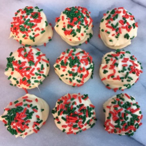 Ten gluten-free Christmas Sugar Cookie Truffles