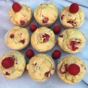Gluten-free Raspberry Muffins with extra raspberries