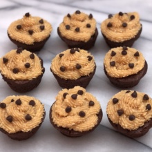 Brownie Bites with Peanut Butter Frosting