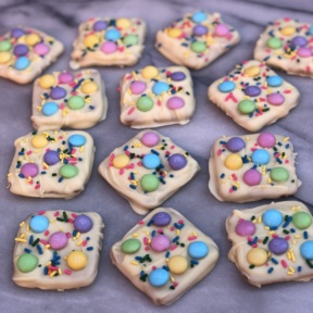 Easter Chocolate Bark using Schar honeygrams