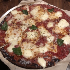 Gluten-free Margherita pizza from North Italia