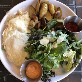 Egg white omelet from Massilia