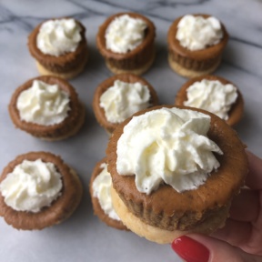 Mini Pumpkin Pies with shortbread cookies