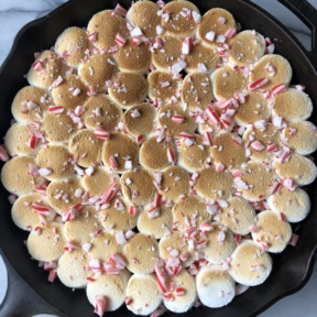 Gluten-free Peppermint S'mores Skillet Dip