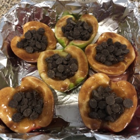 S'mores Apple Cups with chocolate chips