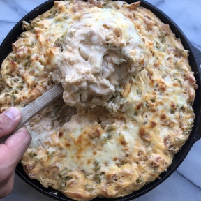 Big spoonful of Mac and Cheese Skillet