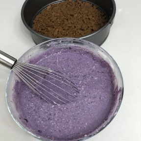 Making Blueberry Cheesecake with blueberry compote
