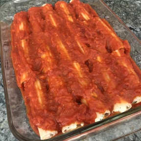 Red sauce on Cheese Manicotti