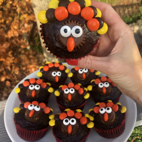 Delicious gluten-free Turkey Cupcakes for Thanksgiving