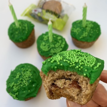 Gluten-free St Patrick's Day cupcakes using Bobo's Oat Bites