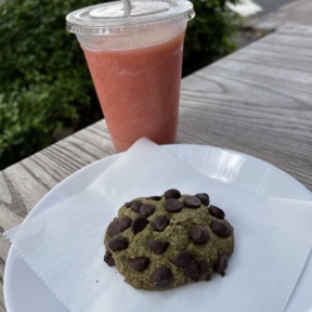 Gluten-free matcha cookie and smoothie from Stephanie's Crepes