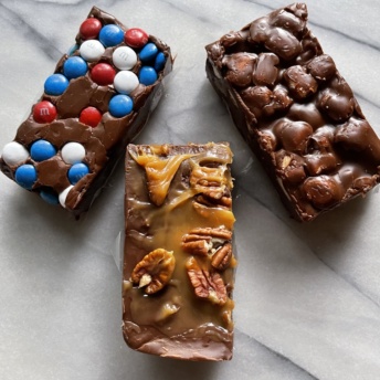 Gluten-free M&M, rocky road, and turtle fudge from Farmhouse Fudge