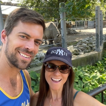 Jackie and Brendan at zoo in Chicago
