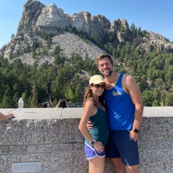 Jackie and Brendan in Mount Rushmore
