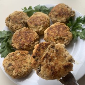 Gluten-free dairy-free Salmon Cakes