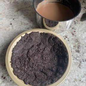 Here's the gluten free Oreo cookie crust to make the Chocolate Cream Pie