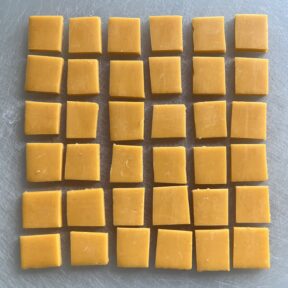 Making Healthy Cheez-Its with just cheese!